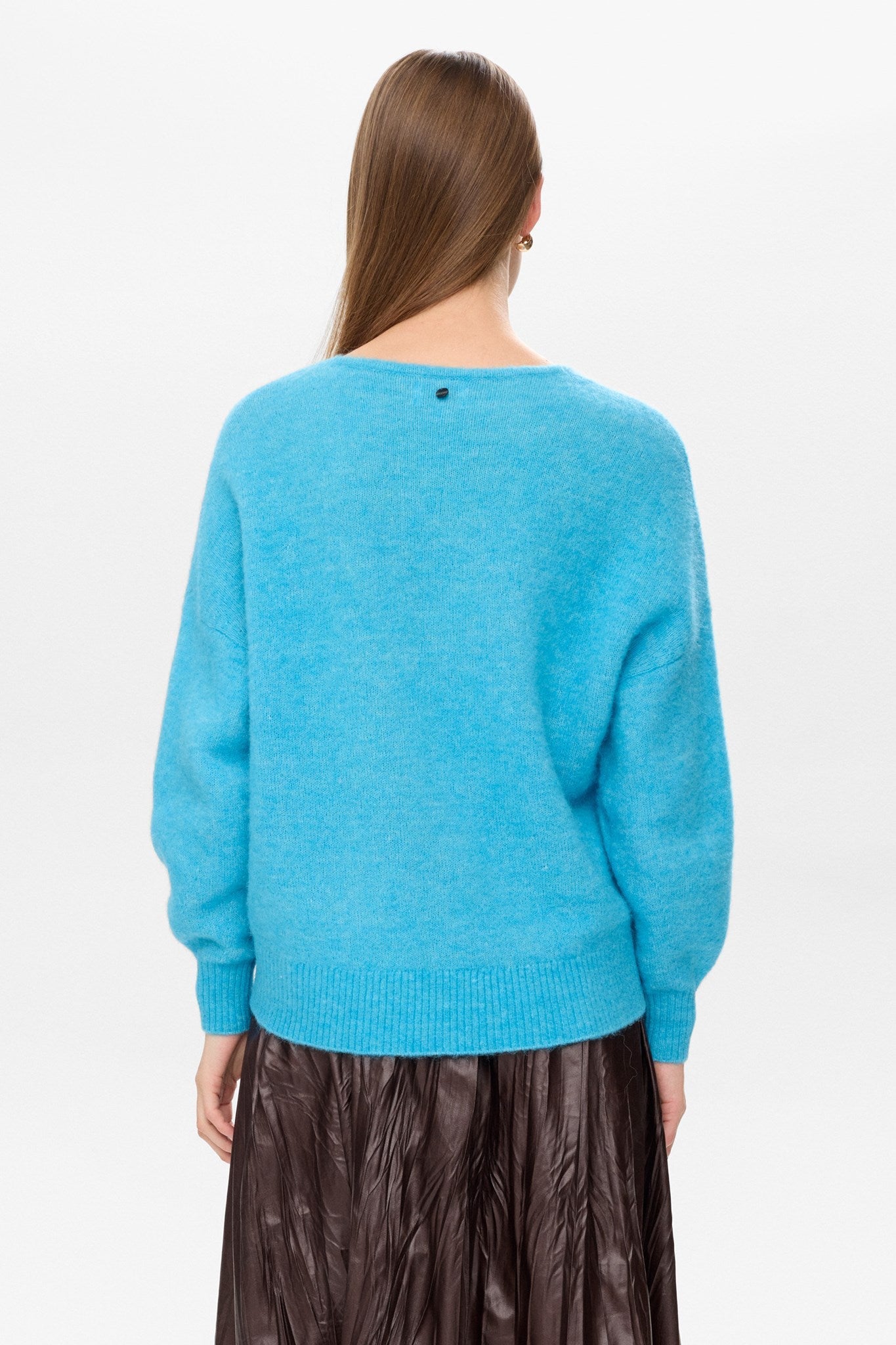 NURIETTE V-NECK PULLOVER  - Aquarius