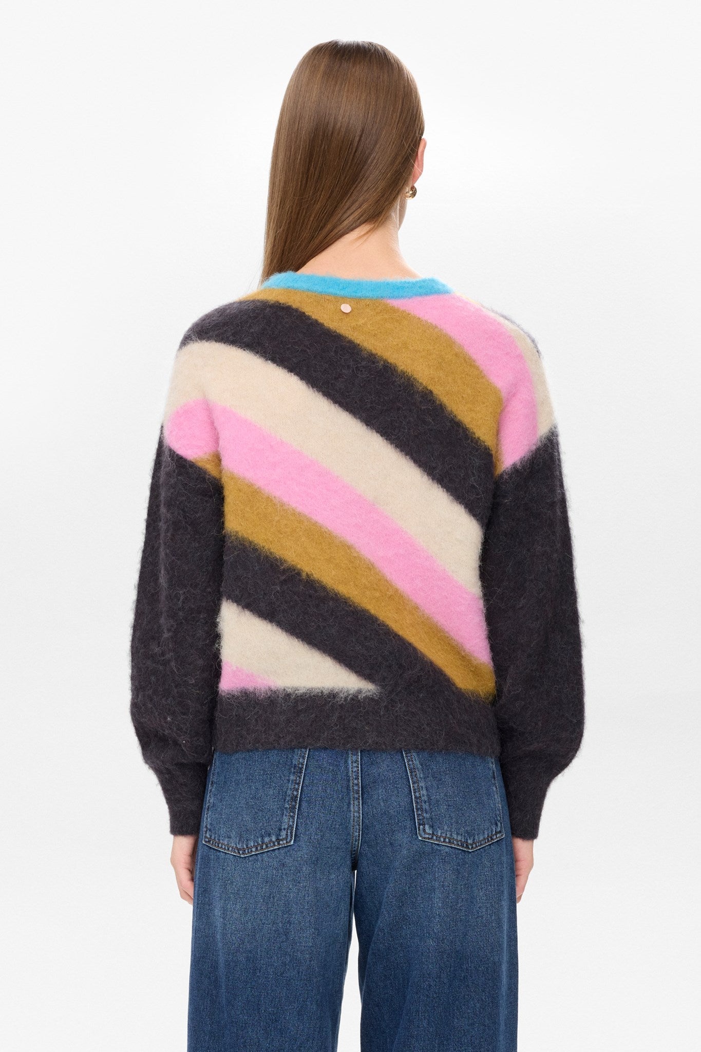 NUSURI MULTI STRIPE PULLOVER  - Obsidian